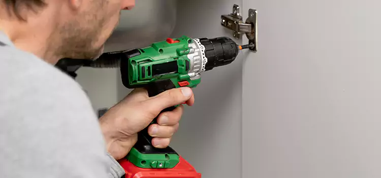 Commercial Door Hinge Repair Seguin