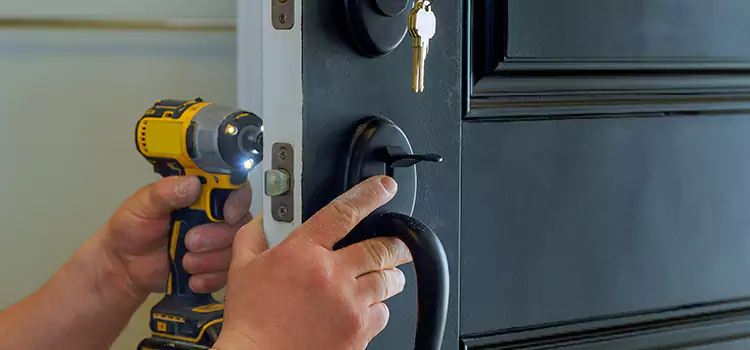 Commercial Door Lock Installation Seguin