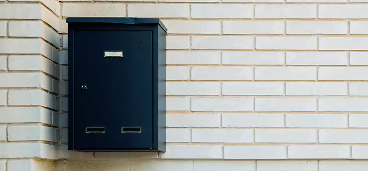Mailbox Lock Repair Seguin