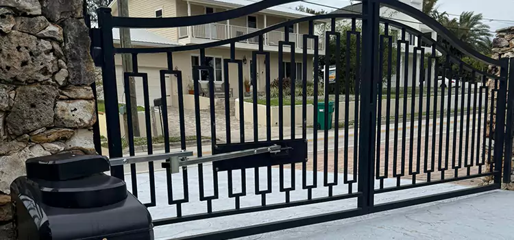 Swing Gate Opener with Keypad Seguin