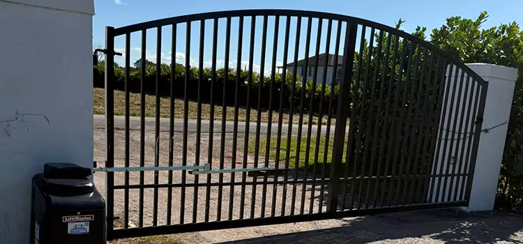 Driveway Fence Repair Seguin