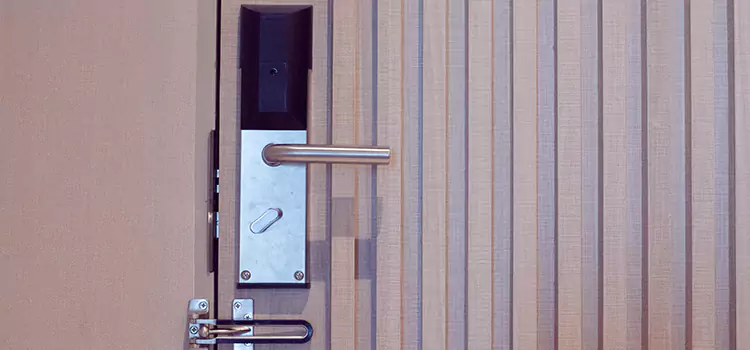 Installing a Maglock Seguin